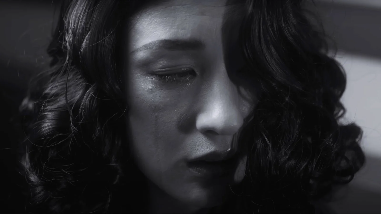 The Visual Elegance of ‘Starlight’ by Sangeeta Kaur
