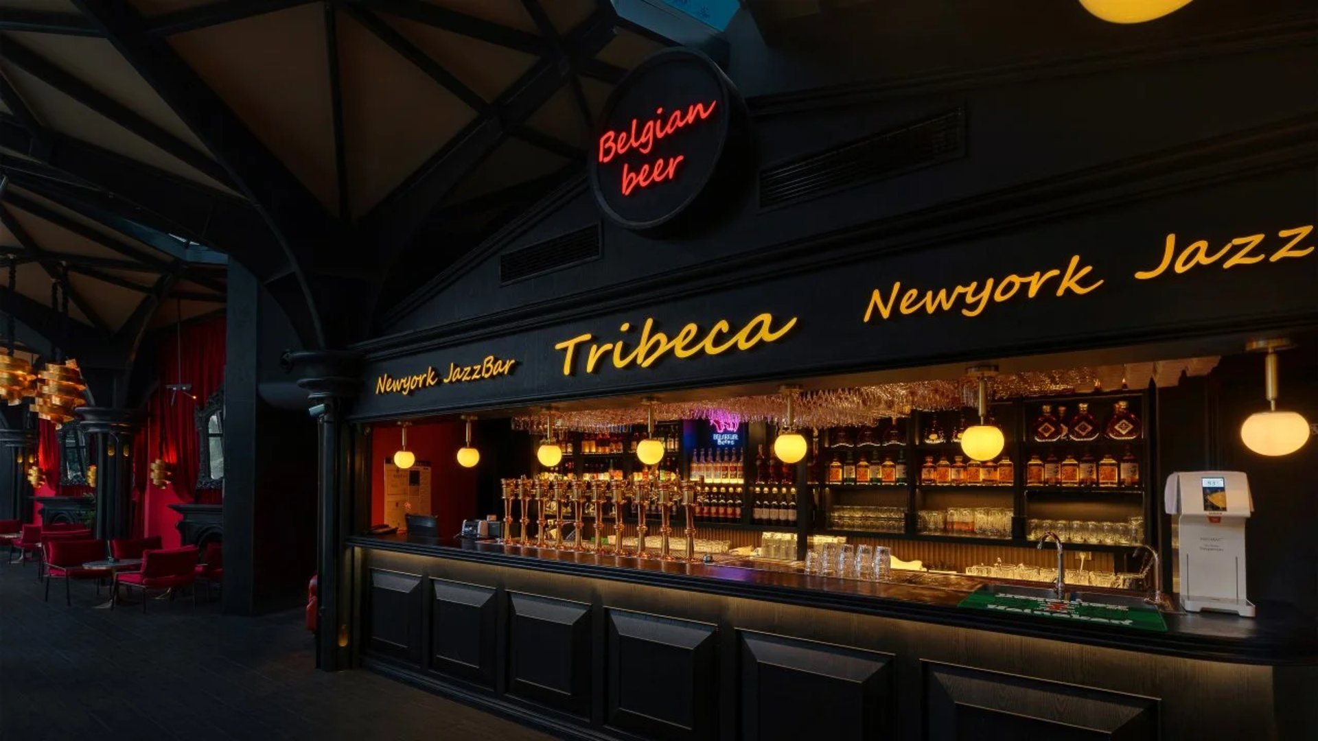 TRIBECA Restaurant & Bar | Connecting People & Space