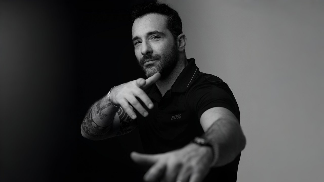 Felipe Cuoco Unveils Ice Crown, a Visual Masterpiece Reflecting His Achievements