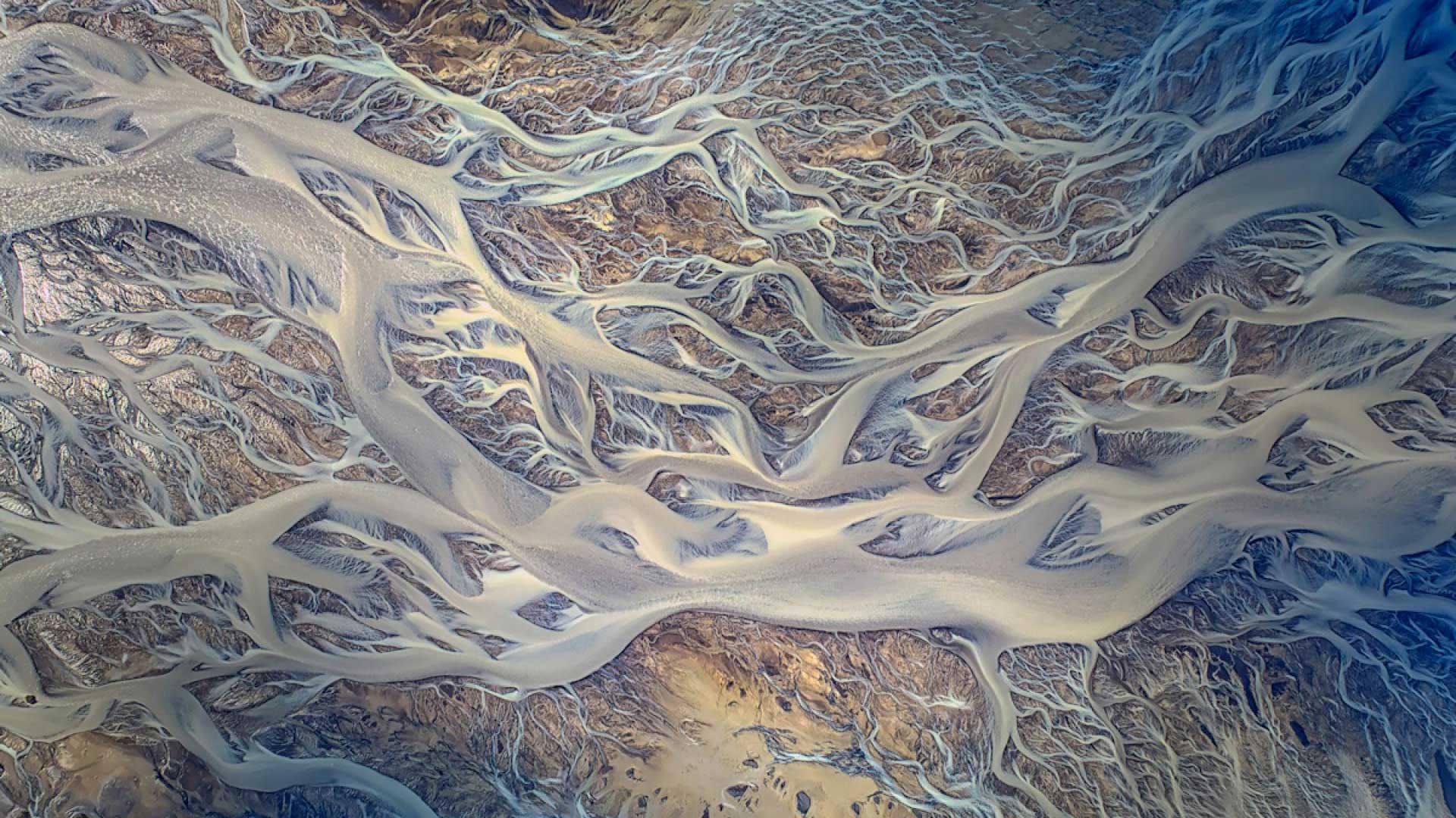 MPA-judith-kuhn-icelandic-wild-rivers-from-above